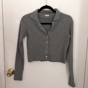 Women’s gray button up collared sweater top